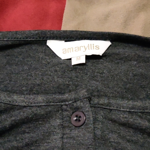 Reflection Lace Long Sleeve Henley Tee M 4-6 - Picture 3 of 4